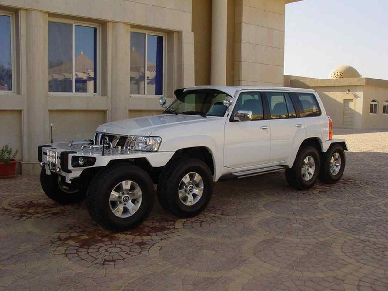 Nissan Patrol 8x8 White Spider